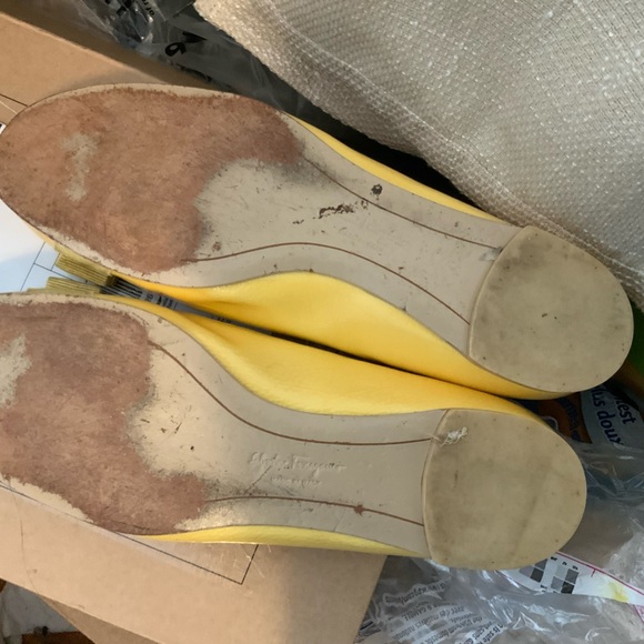Ferragamo ballet flats in mustard - Picture 4 of 5